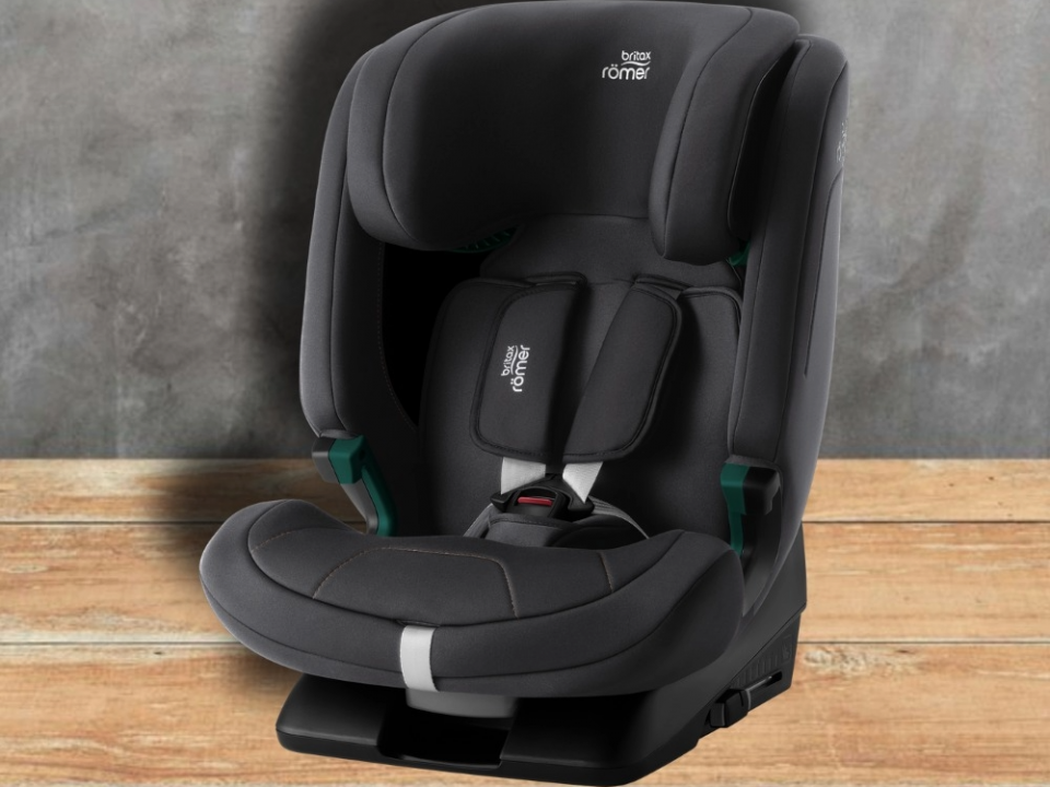 BRitax romer versafix i-size
